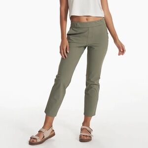 Vuori Women's Miles Ankle Pants size XS in olive green
